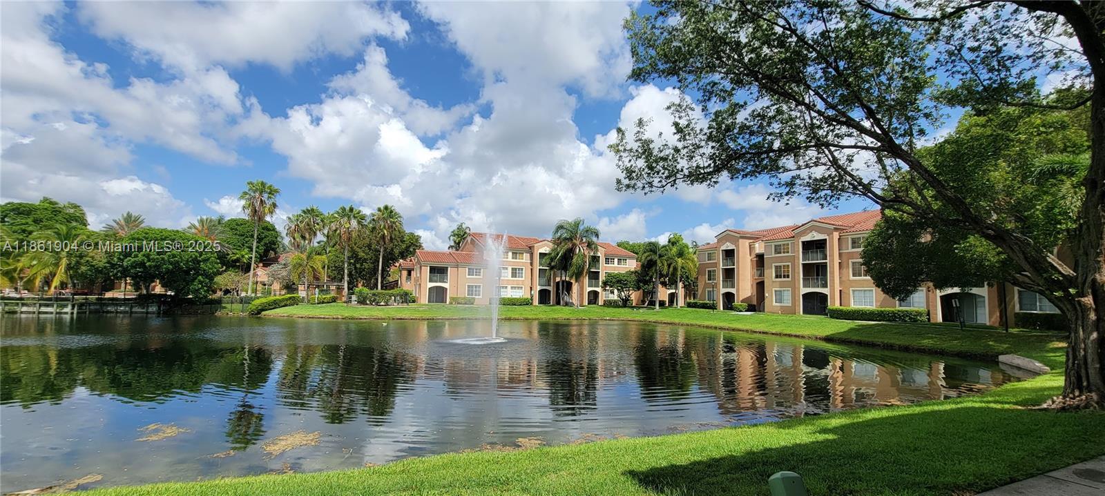 CARRINGTON AT COCONUT CRE - Residential Lease