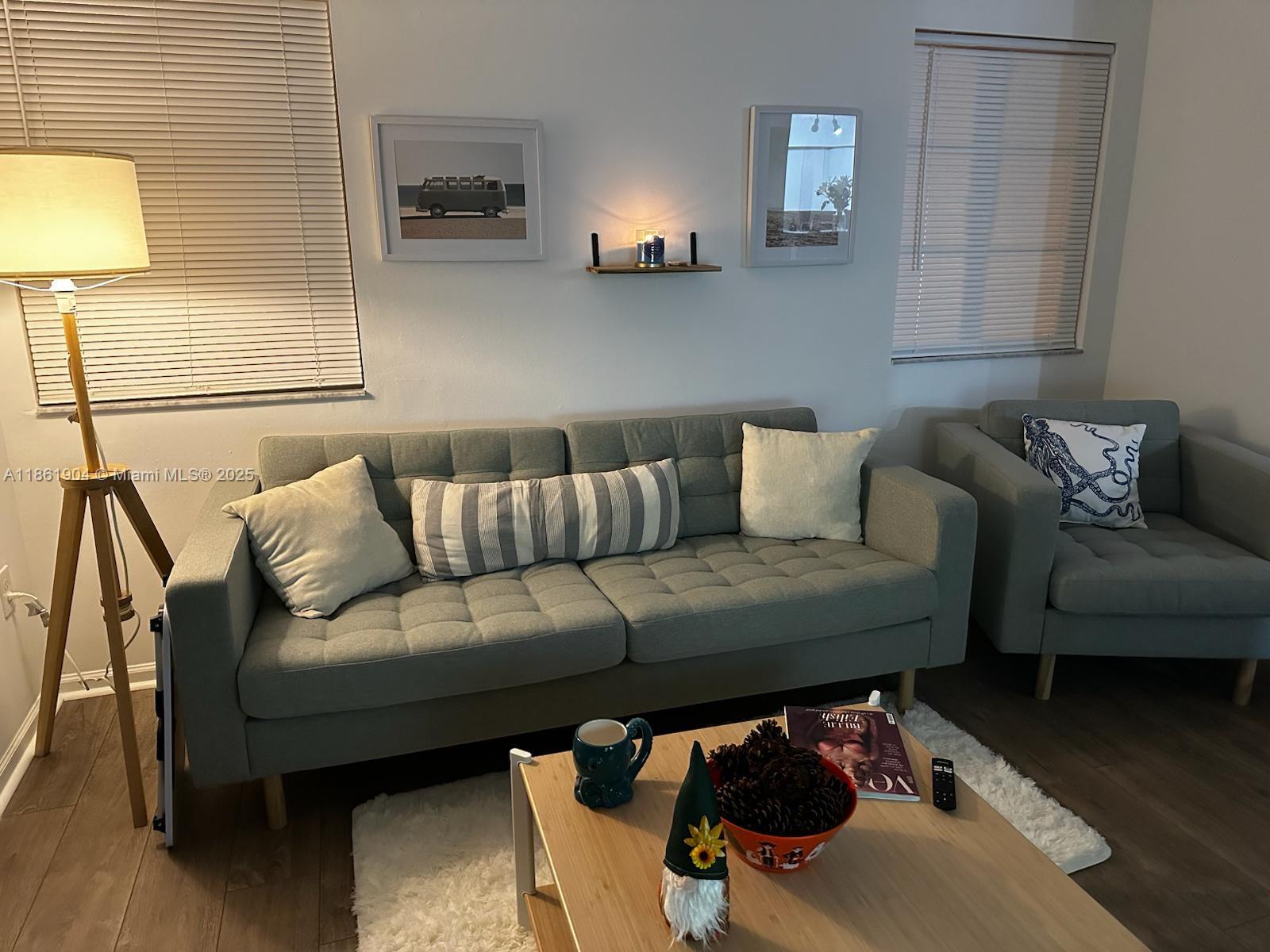 CARRINGTON AT COCONUT CRE - Residential Lease