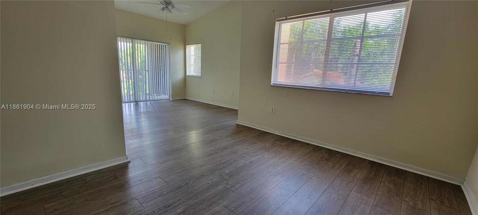 CARRINGTON AT COCONUT CRE - Residential Lease
