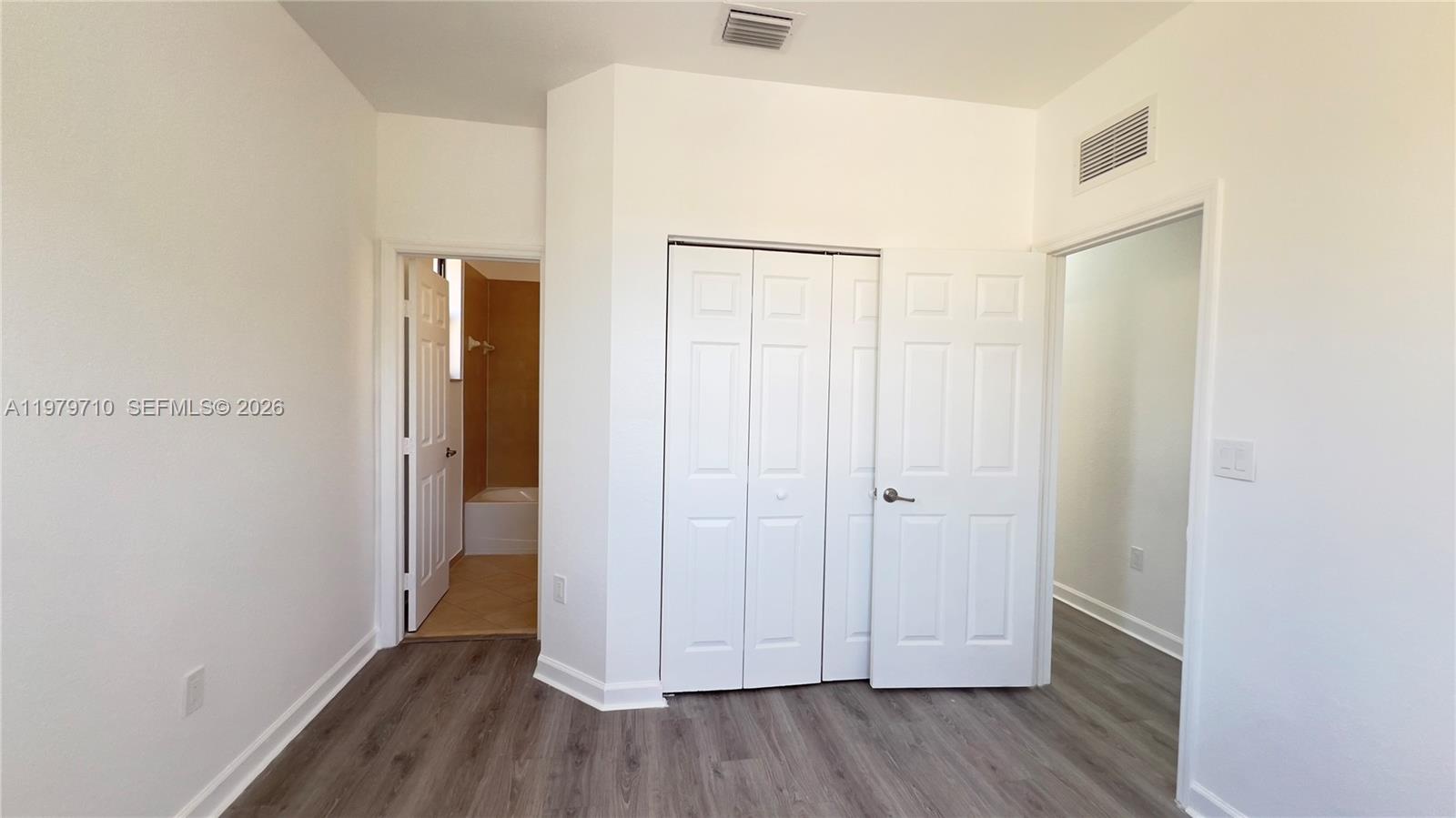 SILVER PALM EAST SEC THRE - Residential