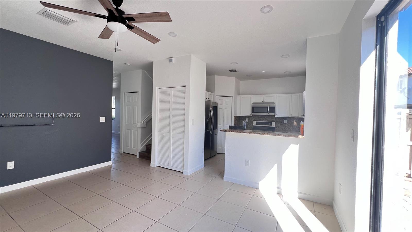 SILVER PALM EAST SEC THRE - Residential