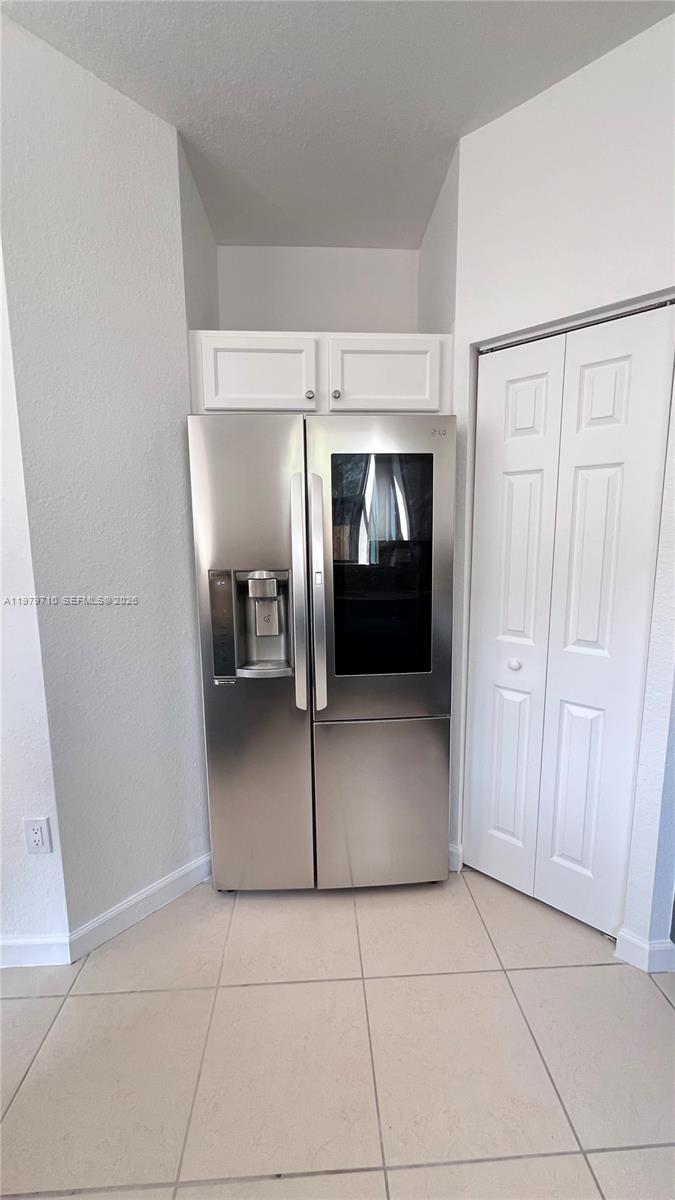 SILVER PALM EAST SEC THRE - Residential