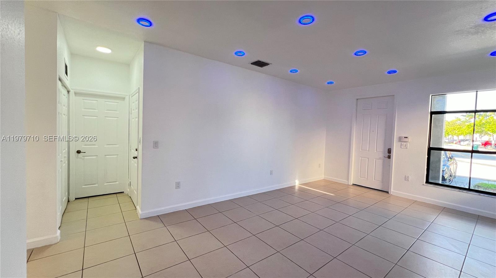 SILVER PALM EAST SEC THRE - Residential