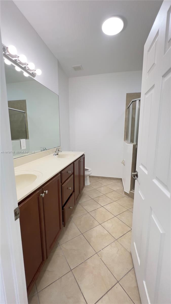 SILVER PALM EAST SEC THRE - Residential