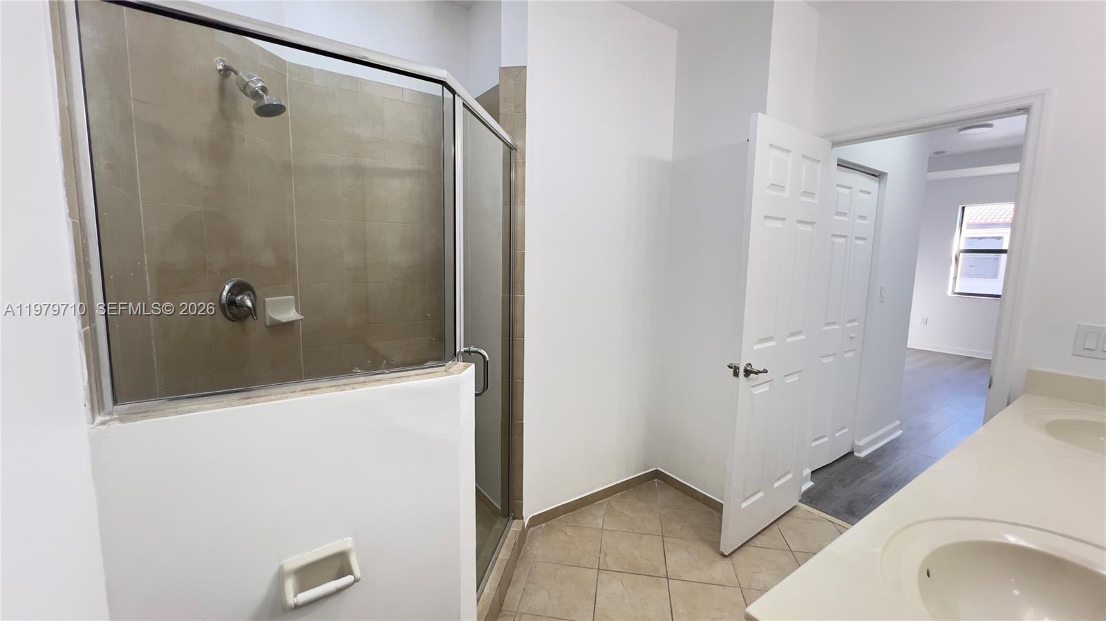 SILVER PALM EAST SEC THRE - Residential