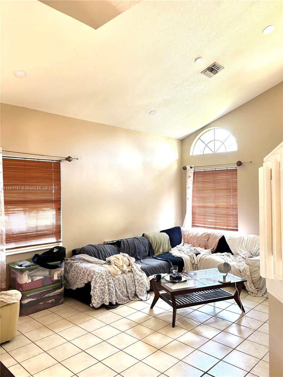 CORAL RIDGE DRIVE COMMERC - Residential