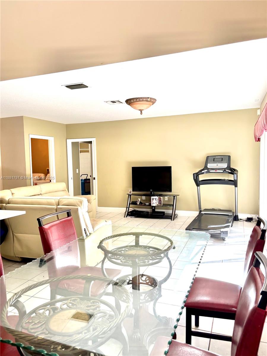 CORAL RIDGE DRIVE COMMERC - Residential