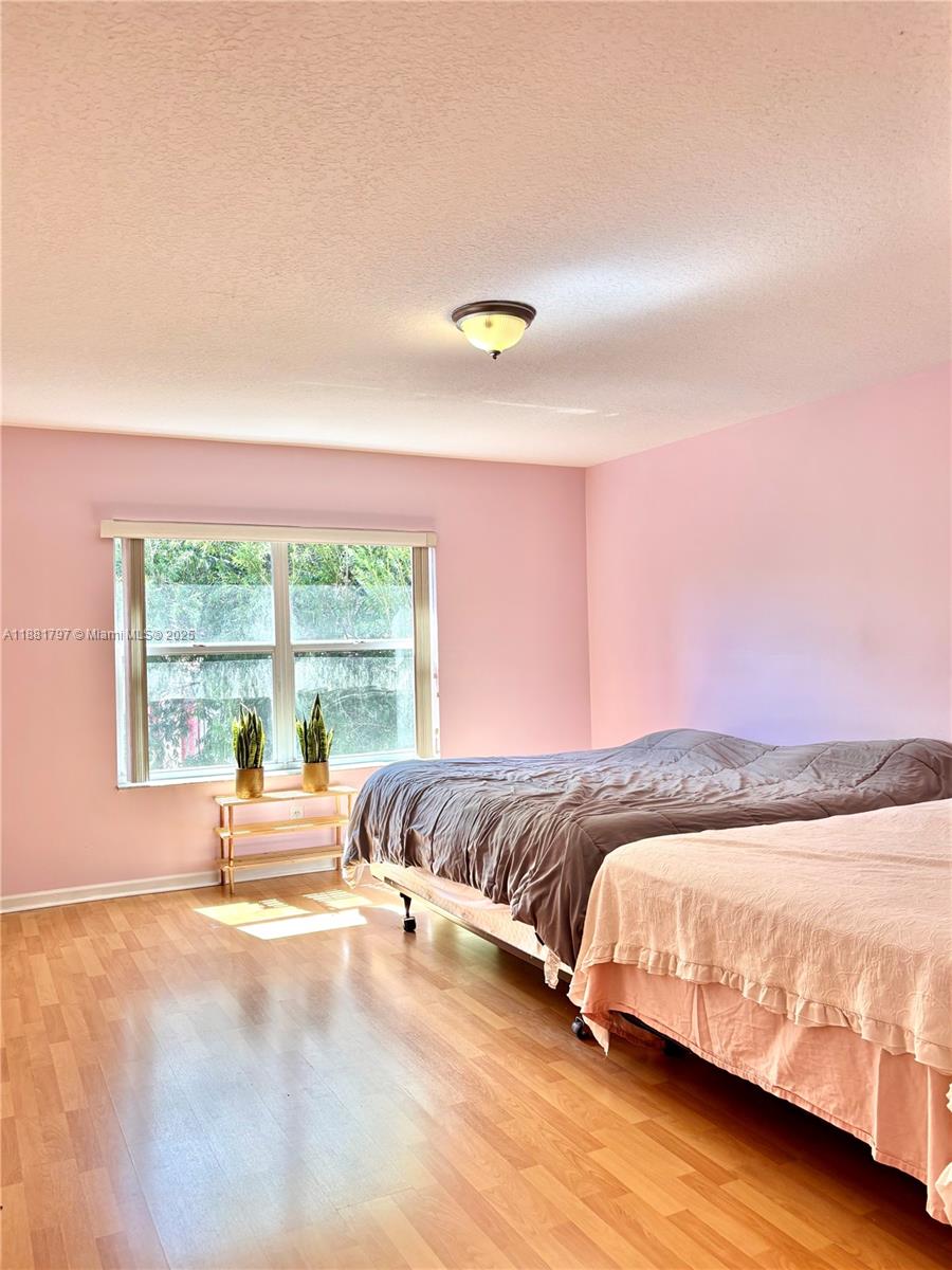 CORAL RIDGE DRIVE COMMERC - Residential