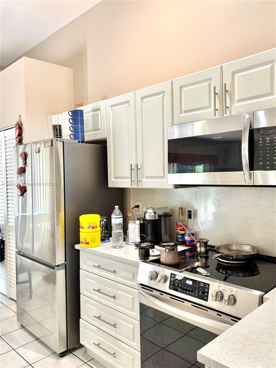 CORAL RIDGE DRIVE COMMERC - Residential