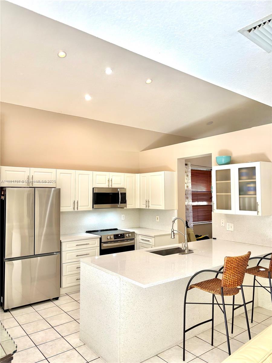 CORAL RIDGE DRIVE COMMERC - Residential