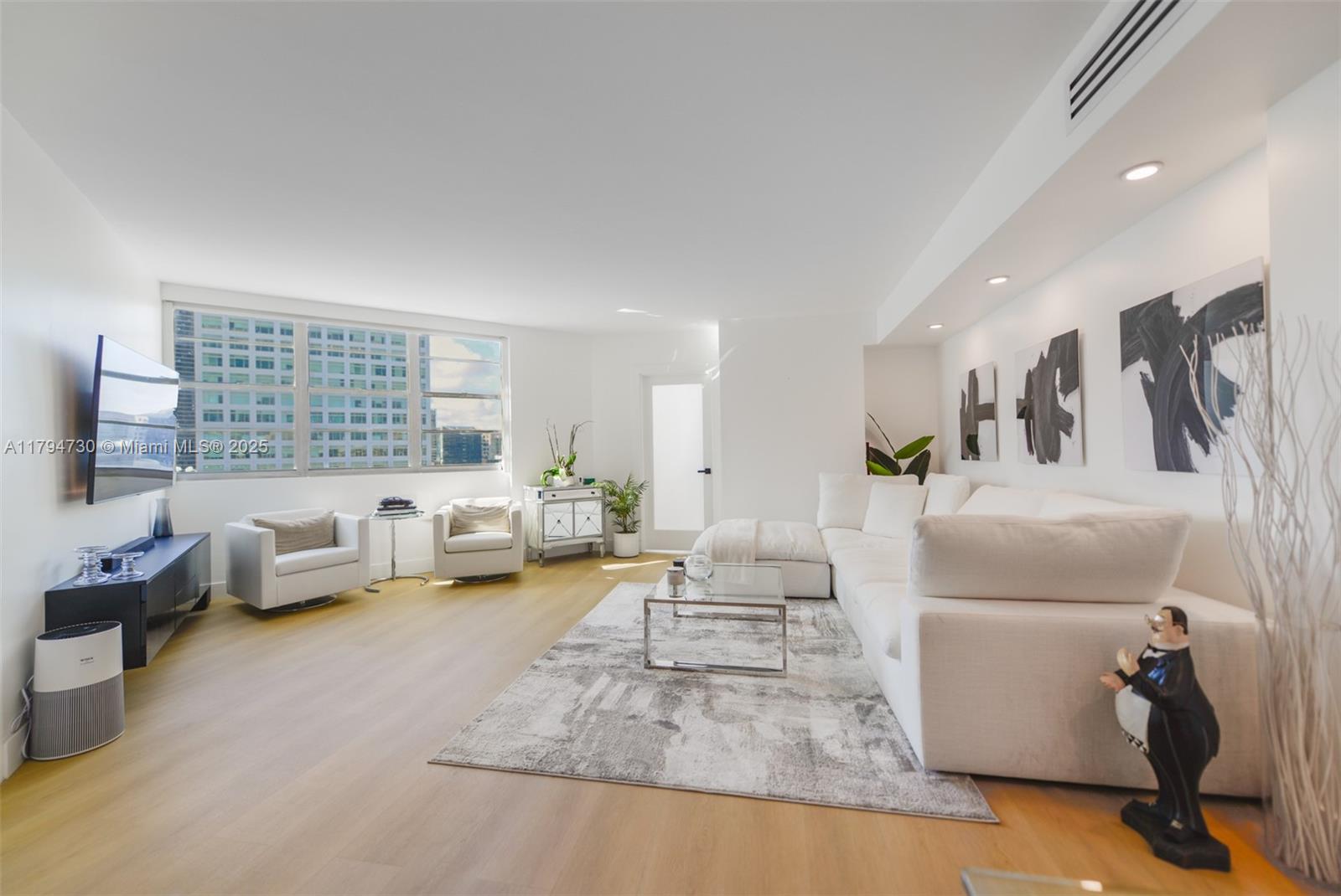 801 Brickell Bay Dr 1962