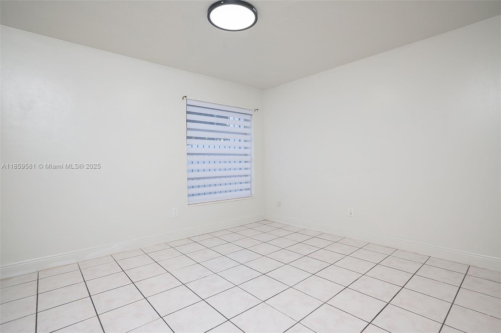 ROYALE GREEN TOWNHOUSE SE - Residential