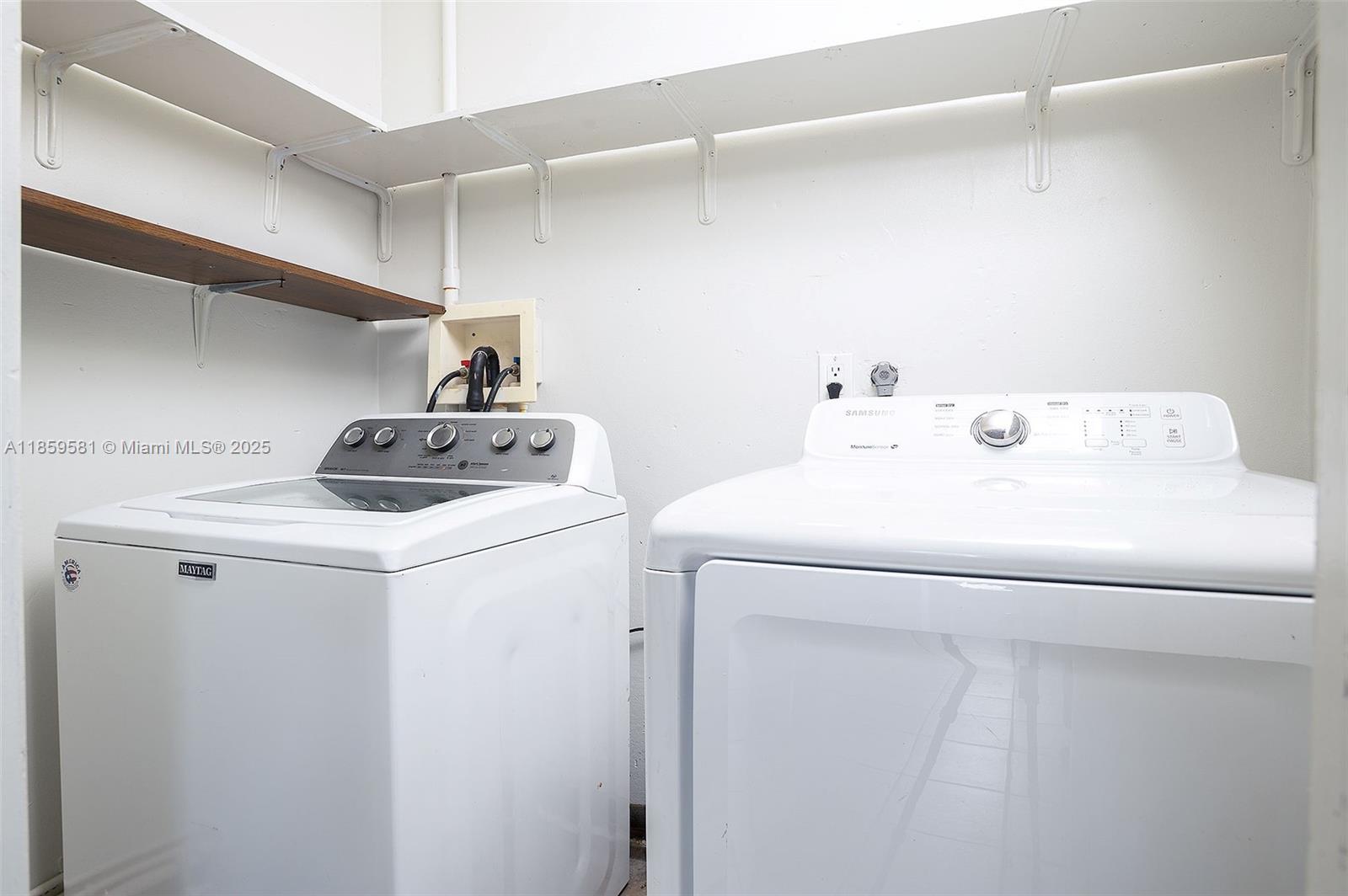 ROYALE GREEN TOWNHOUSE SE - Residential