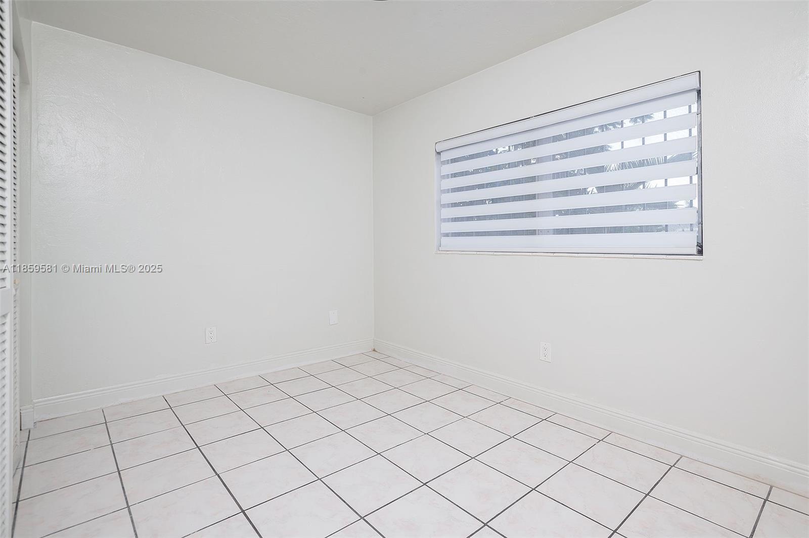 ROYALE GREEN TOWNHOUSE SE - Residential