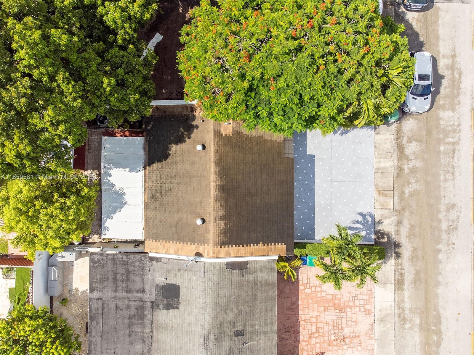 ROYALE GREEN TOWNHOUSE SE - Residential