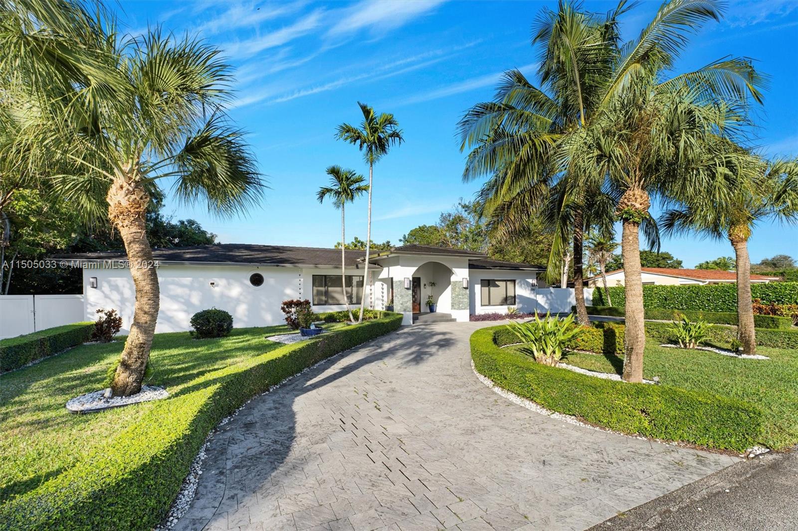 Property for Sale at 8363 Sw 98th St St, Miami, Broward County, Florida - Bedrooms: 5 
Bathrooms: 6  - $2,850,000