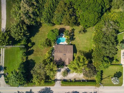 Photo of 6411 SW 185th Way, Southwest Ranches, FL 33332 (MLS # A11944648)