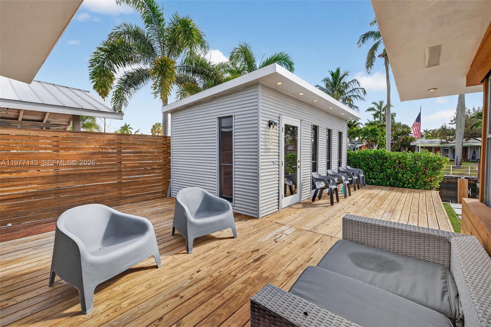 LAUDERDALE ISLES NO 2 - Residential