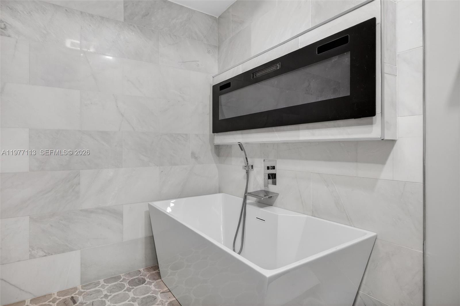 LAUDERDALE ISLES NO 2 - Residential