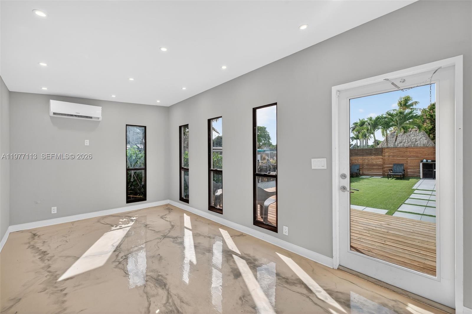 LAUDERDALE ISLES NO 2 - Residential