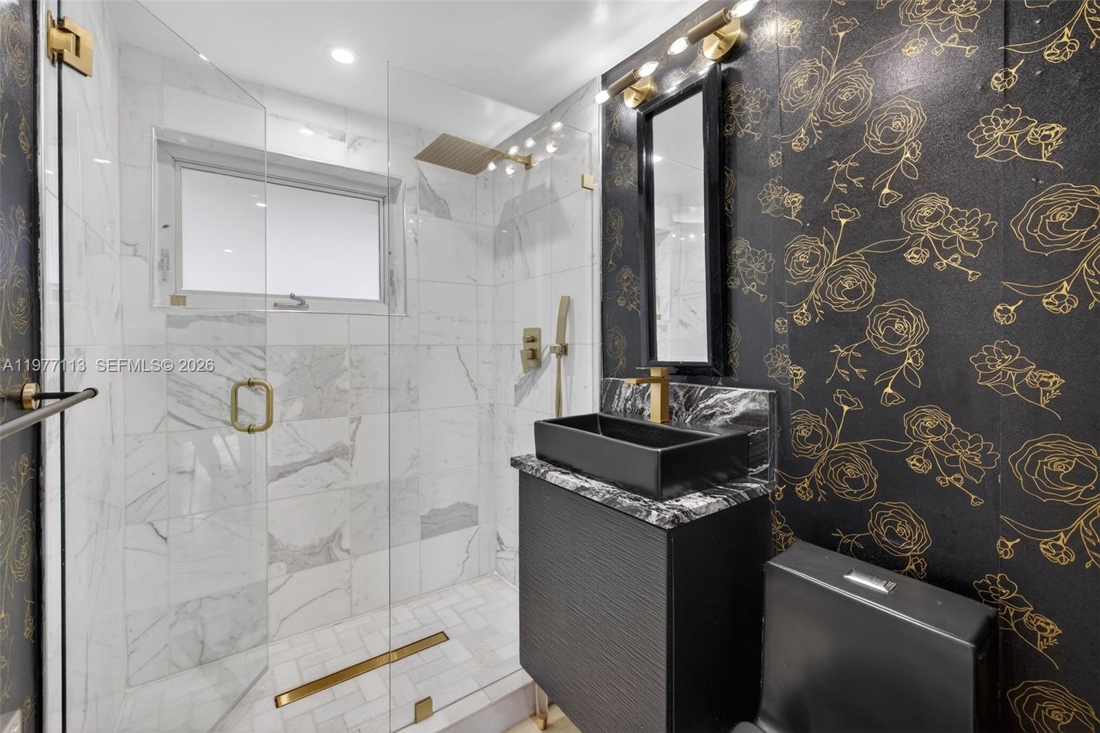 LAUDERDALE ISLES NO 2 - Residential