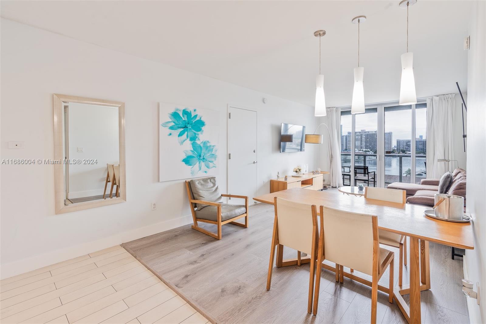 BEACHWALK CONDOMINIUM - Residential
