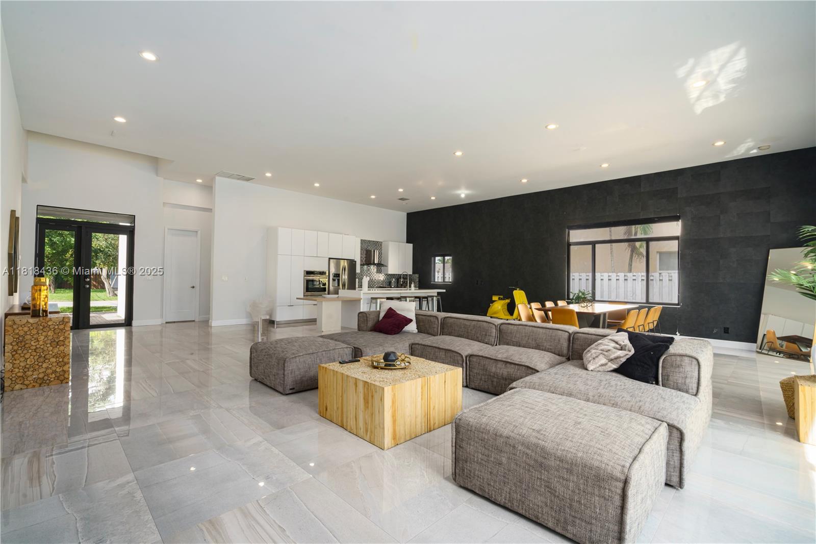 MARSHALLS EVERGLADE - Residential