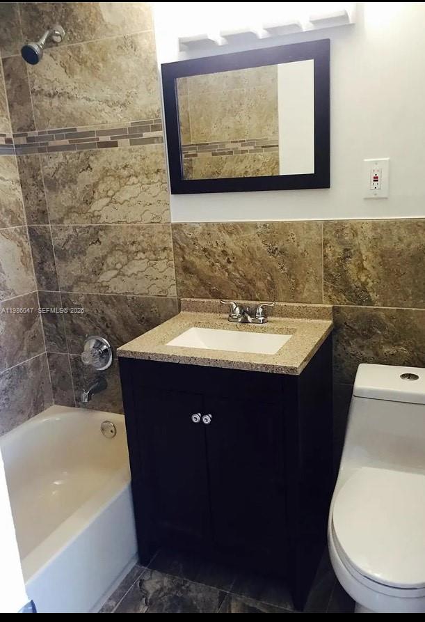 AMD PL OF 2ND OCEAN FRONT - Residential Lease