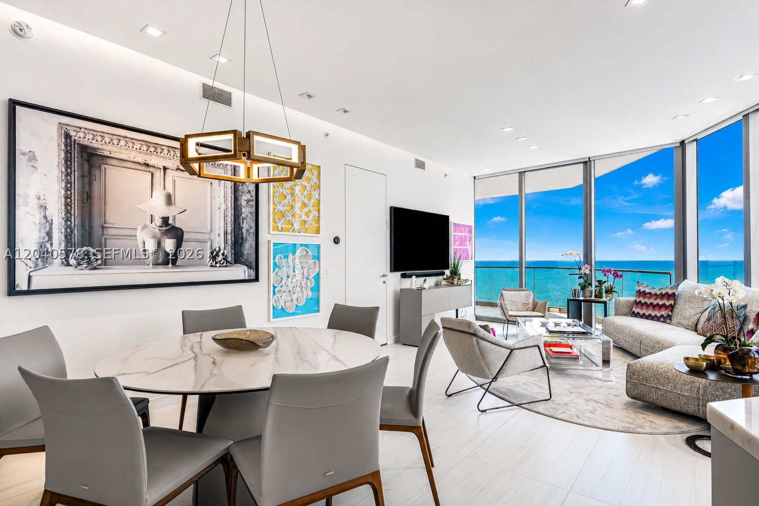 18975 Collins Ave 2004