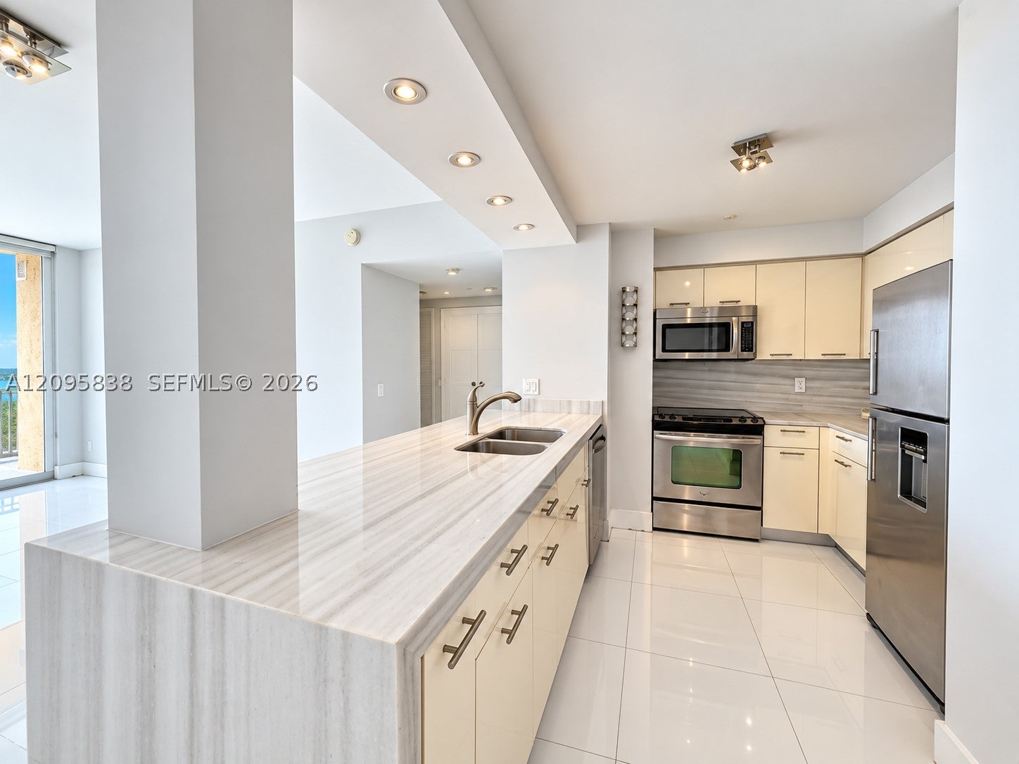 2475 Brickell Ave 1208