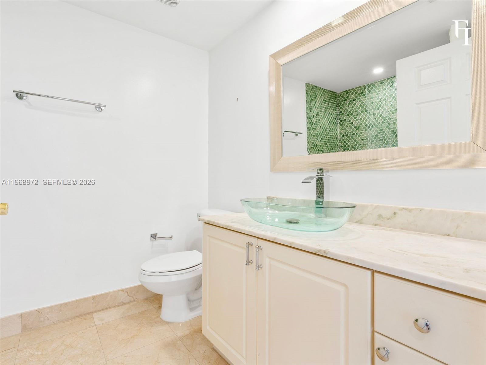 VILLA ISABELLA CONDO - Residential