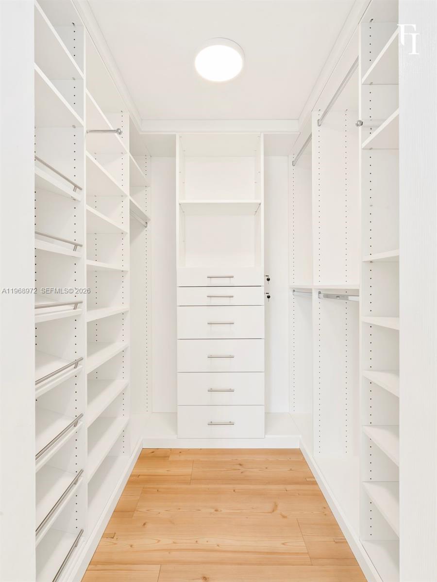 VILLA ISABELLA CONDO - Residential