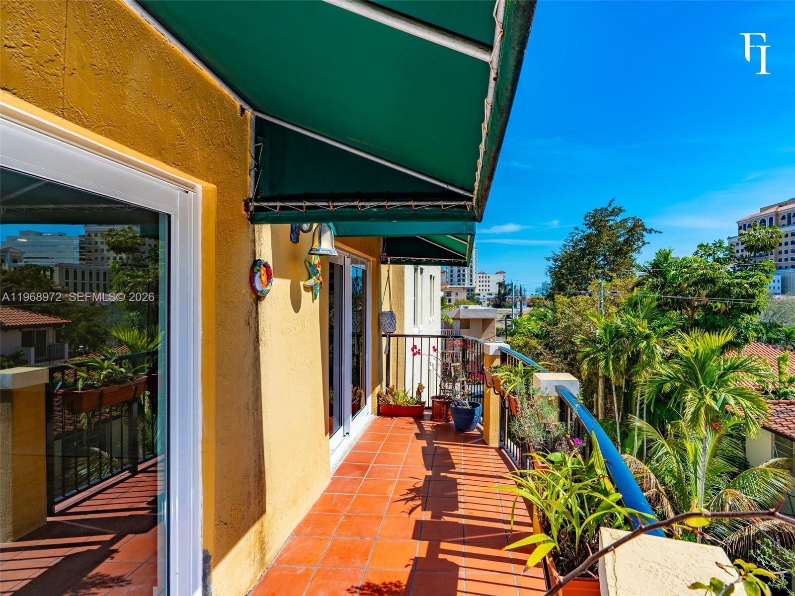 VILLA ISABELLA CONDO - Residential