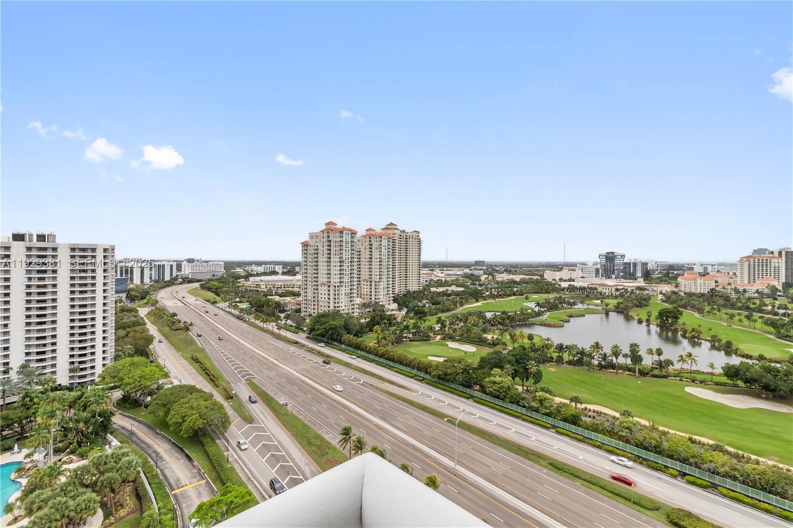 PARC CENTRAL AVENTURA EAS - Residential
