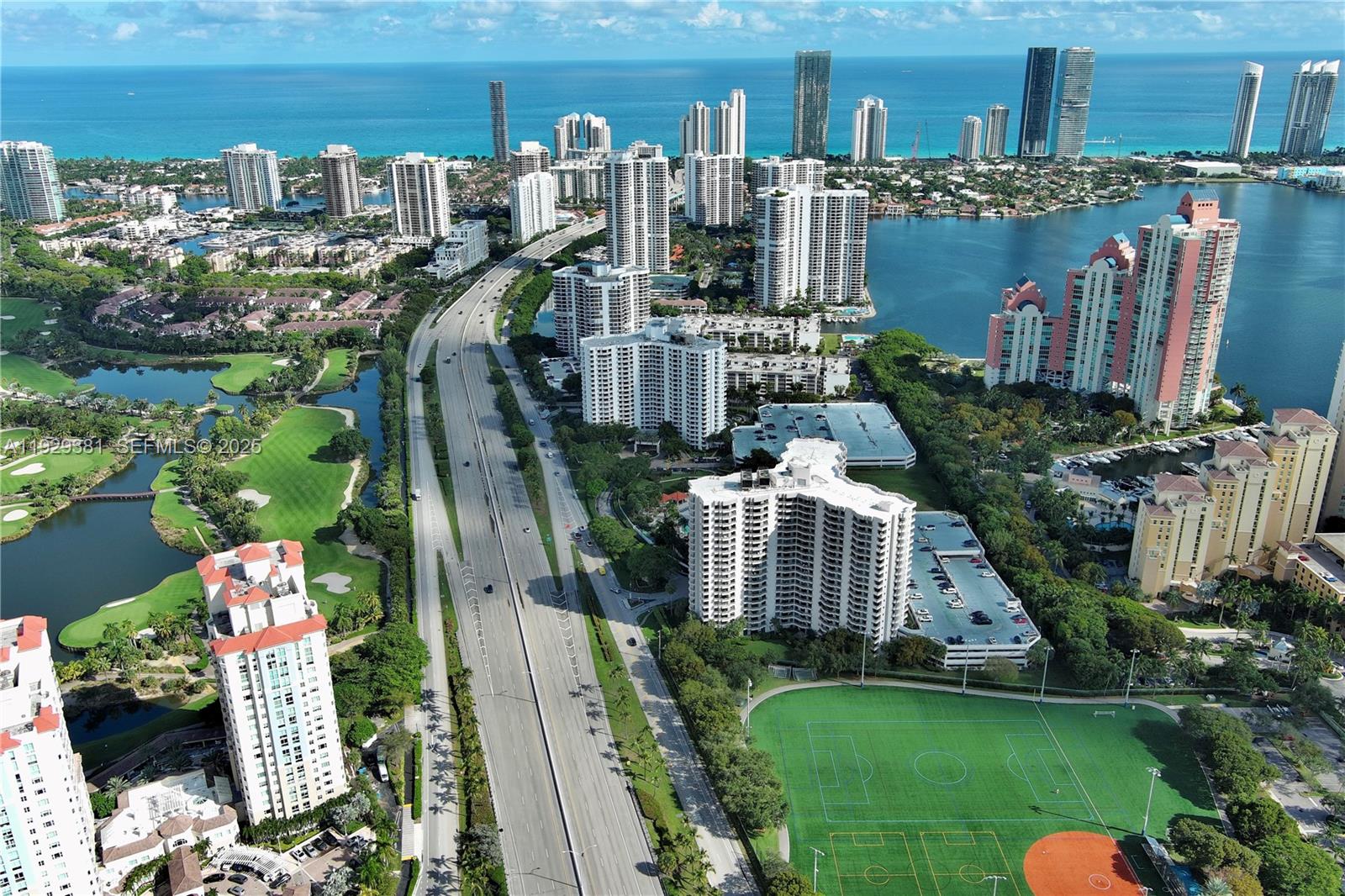 PARC CENTRAL AVENTURA EAS - Residential