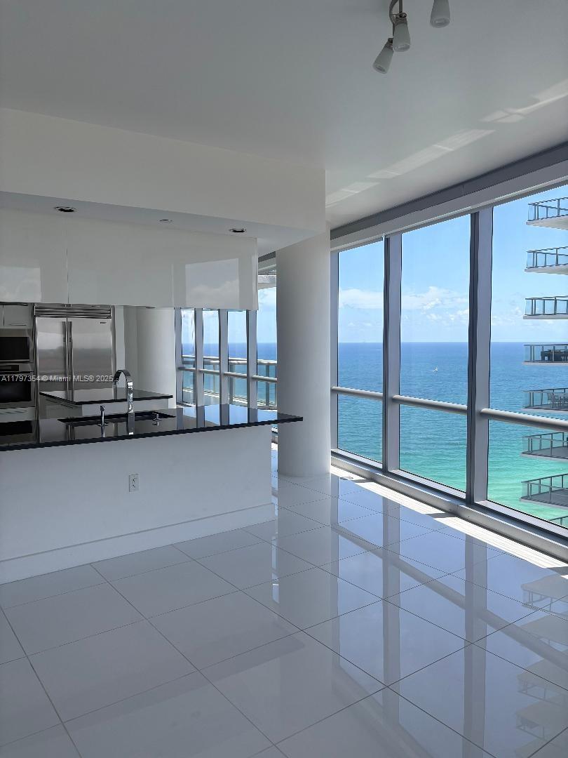 17121 Collins Ave 3101, Sunny Isles Beach, Miami-Dade County, Florida - 4 Bedrooms  
5 Bathrooms - 