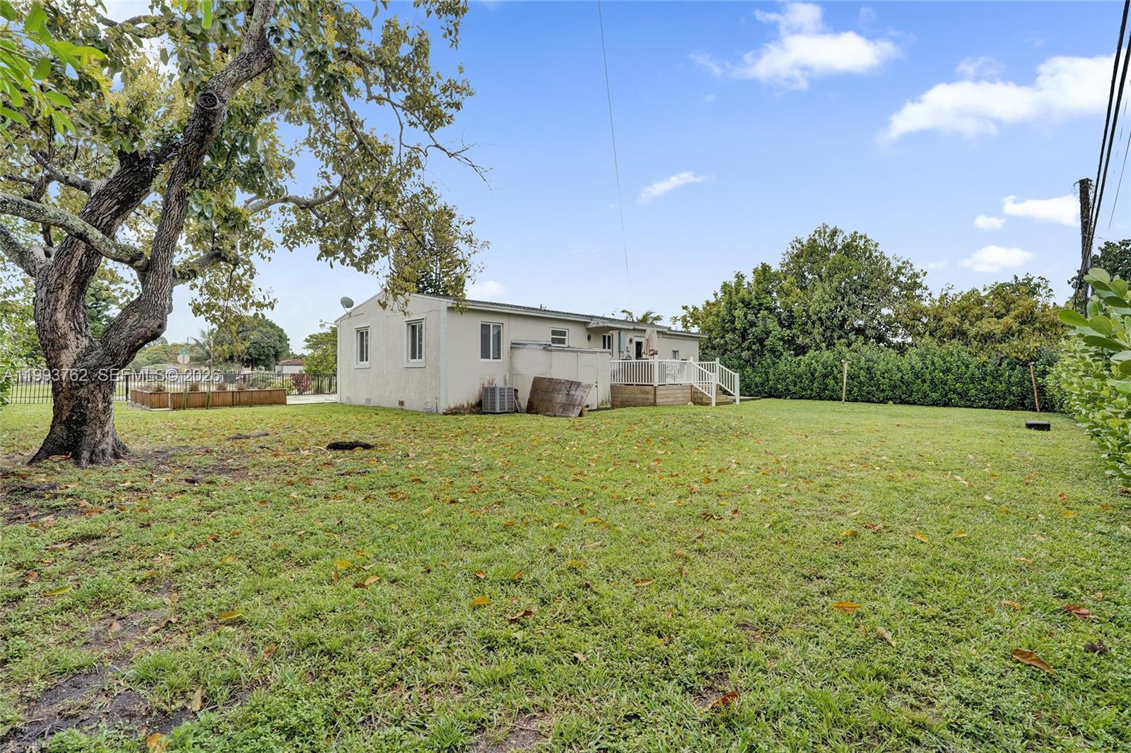 BISCAYNE GARDENS SEC F PT - Residential