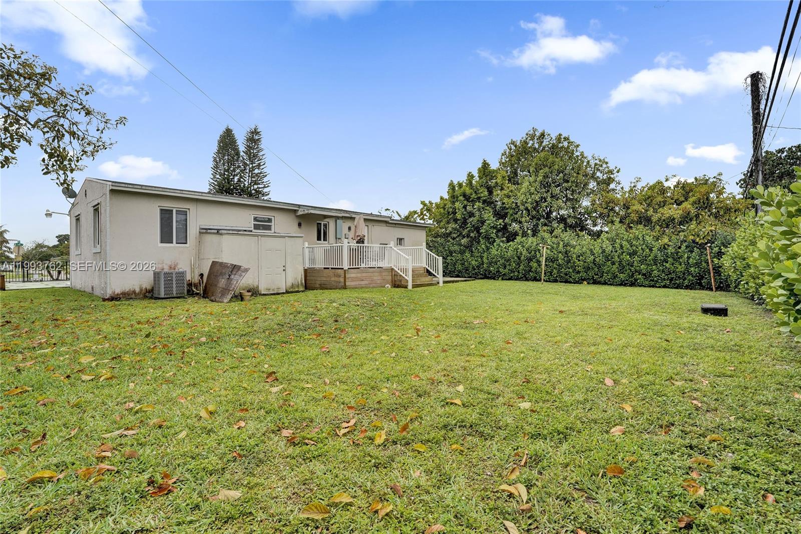 BISCAYNE GARDENS SEC F PT - Residential