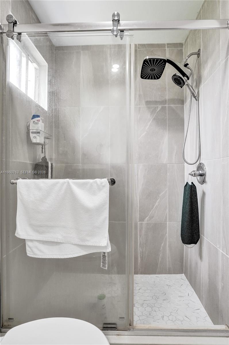 BISCAYNE GARDENS SEC F PT - Residential