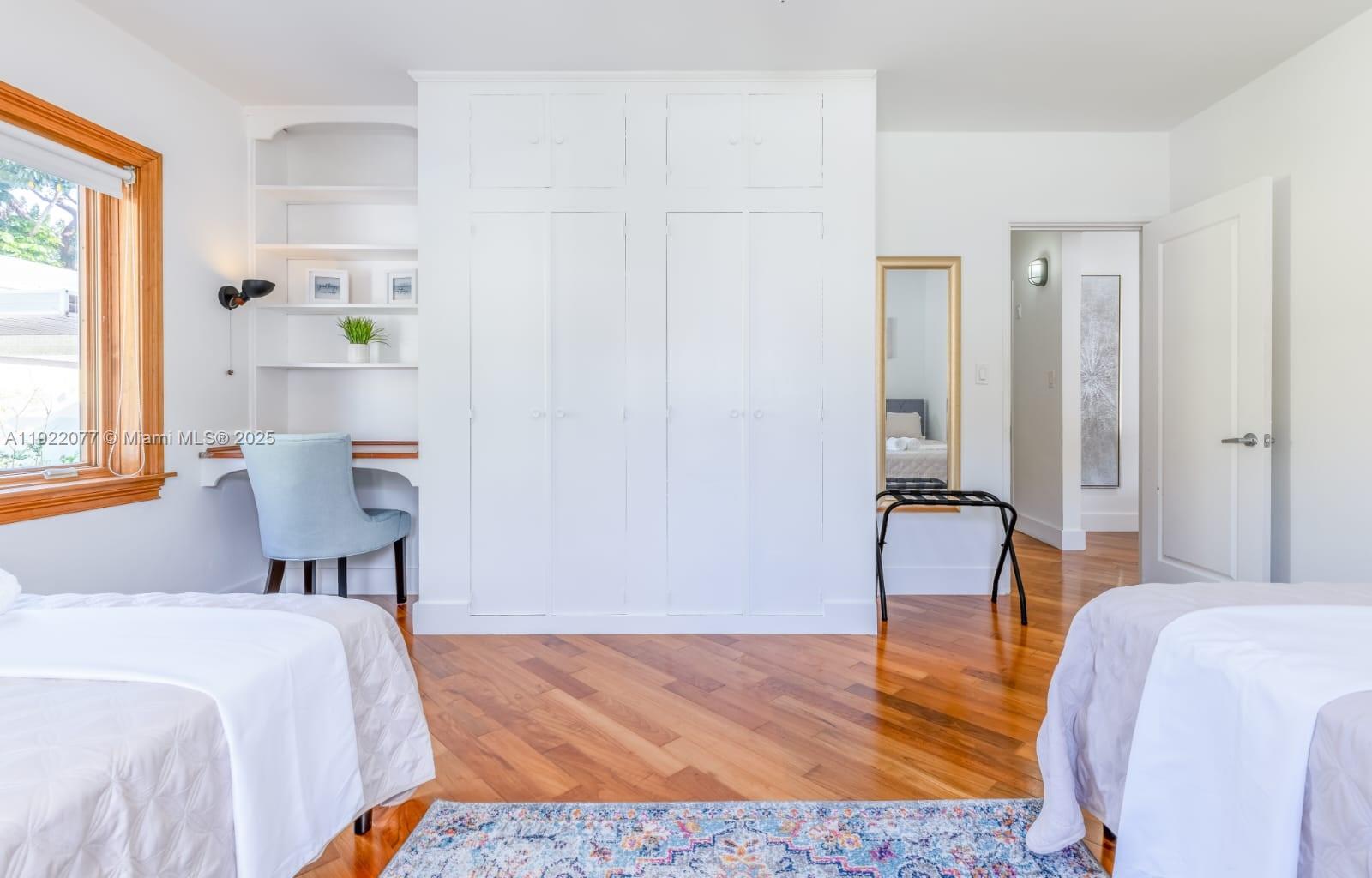 EAST SHENANDOAH - Residential Lease
