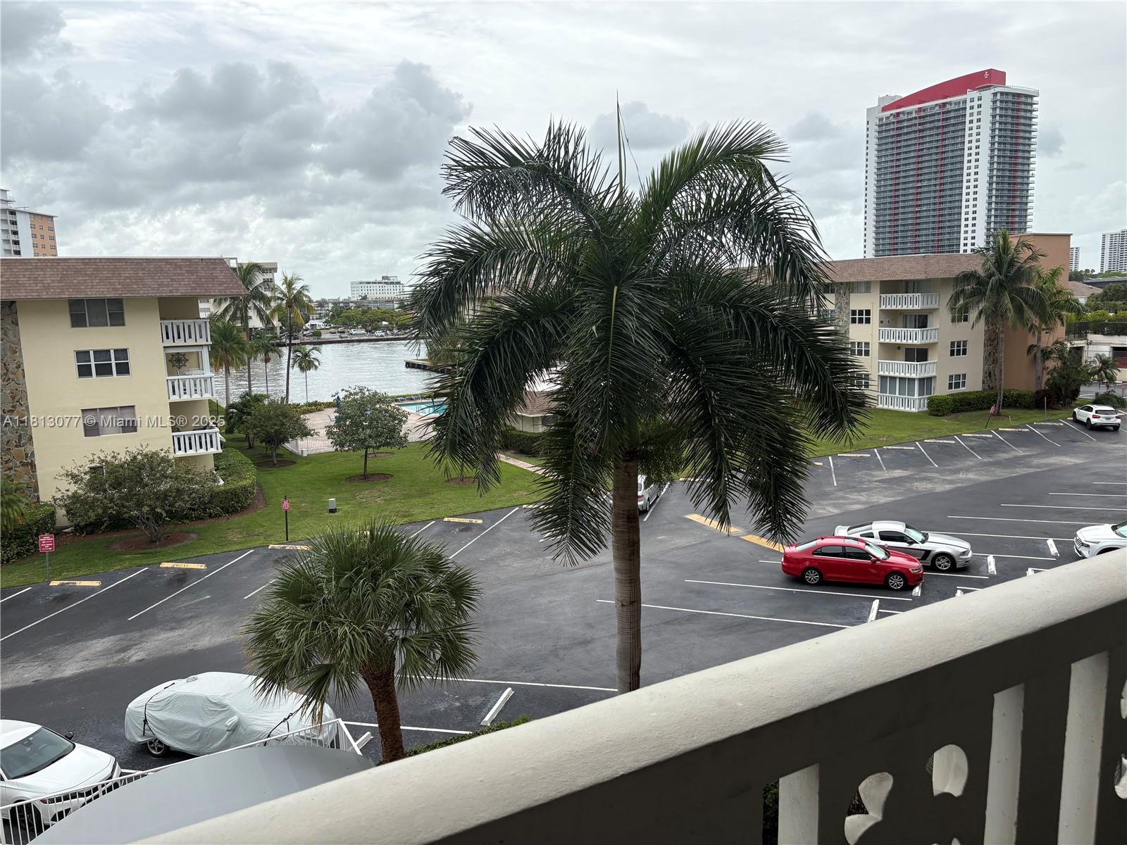 ISLANDS-MARTINIQUE CONDO - Residential