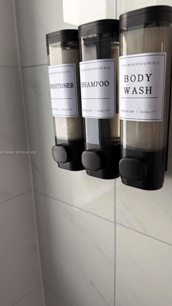 BISCAYNE LAWN EXTENSION - Residential Lease