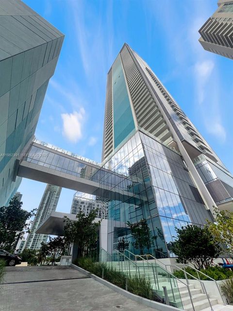 700 NE 26th Ter 2303 Miami FL 33137