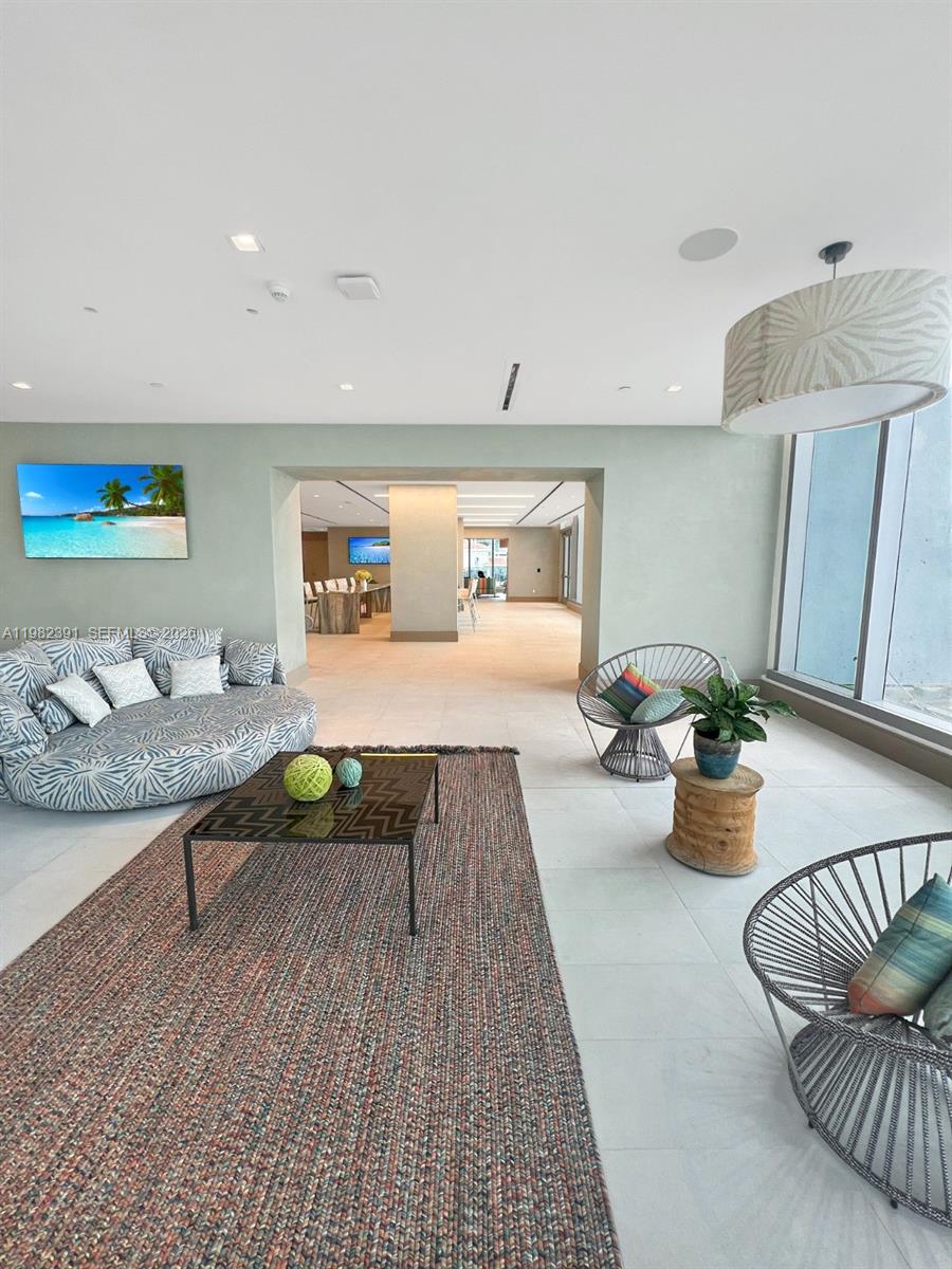 MISSONI BAIA - Residential Lease