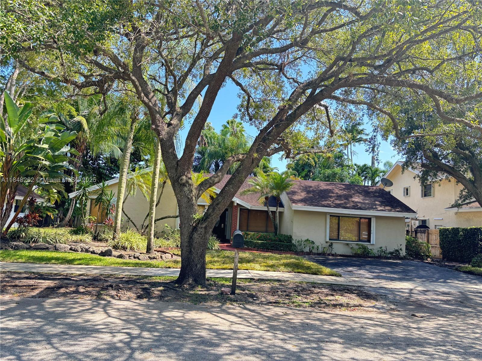 Stunning and very spacious! This home is waiting for you to call it home. It offers plenty of space for family and guests with 4-bedrooms, 3 full baths, living and dining room with view of the pool. A chef's kitchen offers stainless steel appliances, wood cabinetry with lots of storage. Enjoy breakfast in the covered screen patio alongside your gorgeous pool. One bedroom is on one side and 3 bedrooms on the other side with closet cabinetry to organize your clothes. A huge master bath with exit to the pool. This home is on a quiet cul-de-sac which makes it extra special. The Crossings is a family-oriented neighborhood with excellent A+ schools. Walk to Publix and the Crossing Shopping Center. Close access to highways and expressways. Hurry, this won't last long.