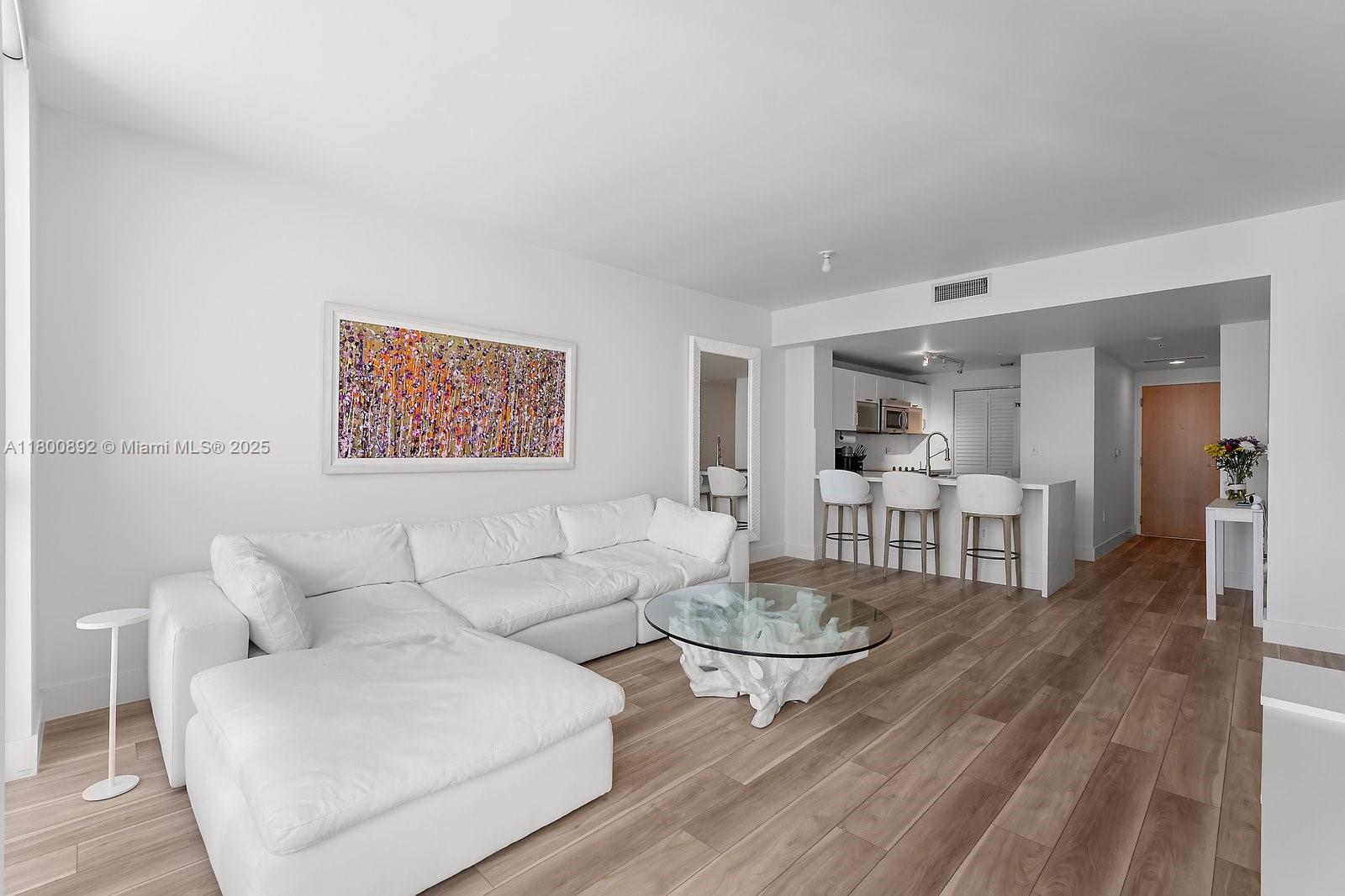 244 Biscayne Blvd 2407