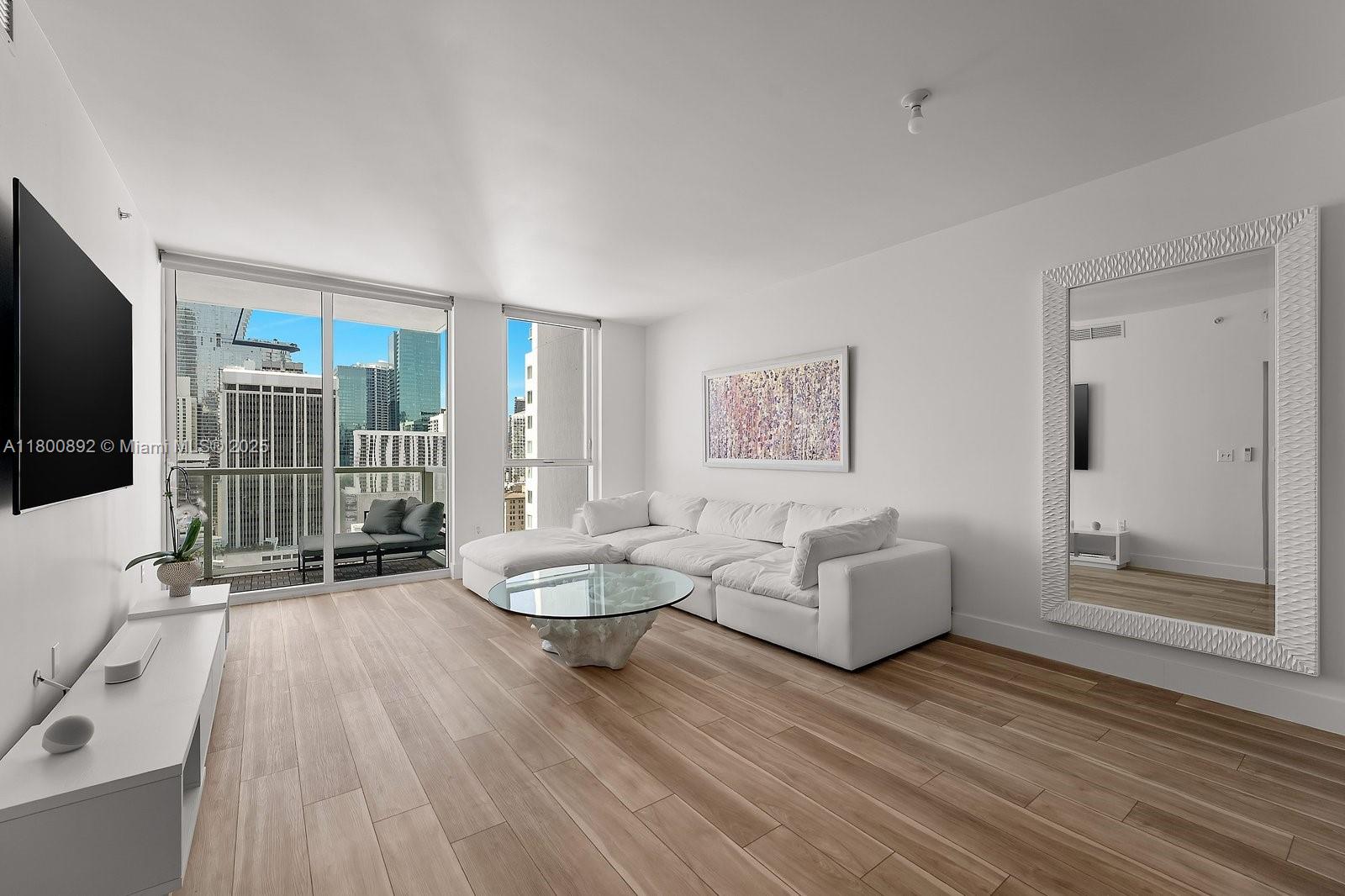 244 Biscayne Blvd 2407