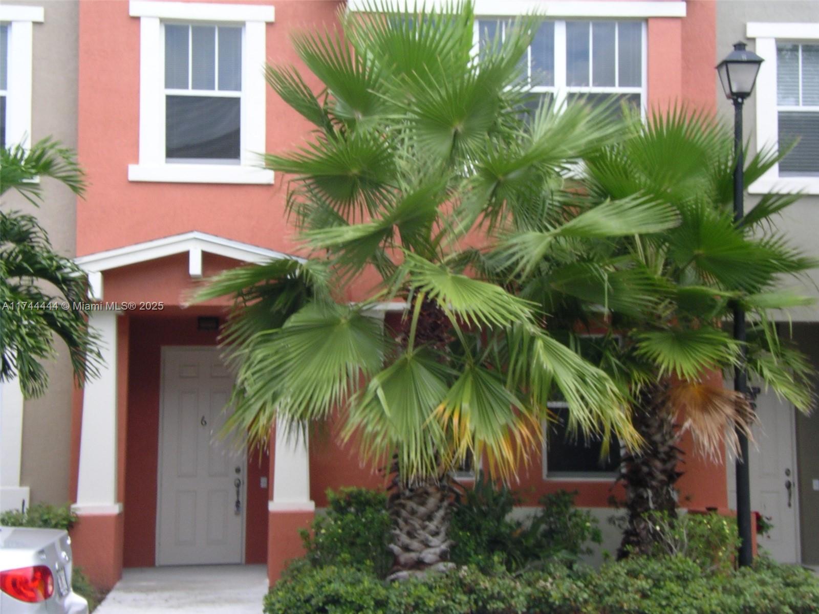 CITYSIDE CONDO - Residential