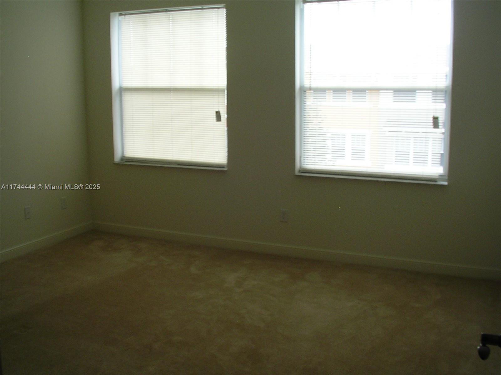 CITYSIDE CONDO - Residential