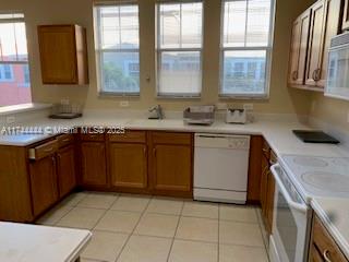 CITYSIDE CONDO - Residential